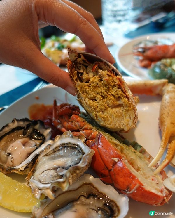 Weekend Seafood Brunch🦞
