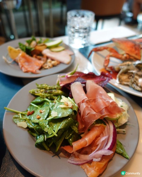 Weekend Seafood Brunch🦞
