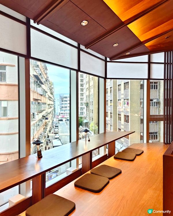 喺鰂魚涌太古坊有間超好坐嘅靚靚食堂KIN FOOD HALL...