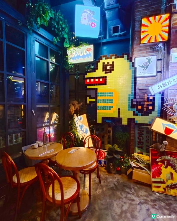 在中環蘇豪區有間玩味十足的日本料理餐廳「為食龍」，樓高兩層，...