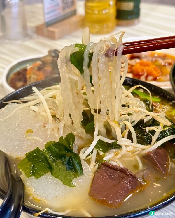 份量十足小鍋米線