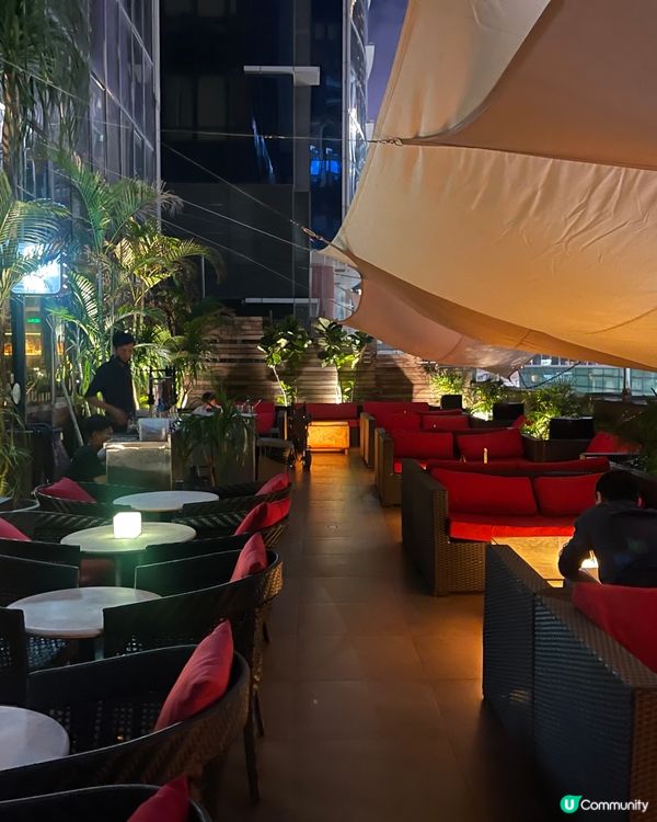 日式居酒屋 x 天台酒吧