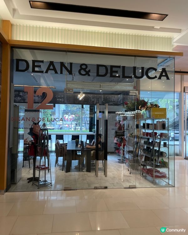 這間咖啡店從紐約引入，咖啡價錢跟星巴x 差不多，但特別之處，...