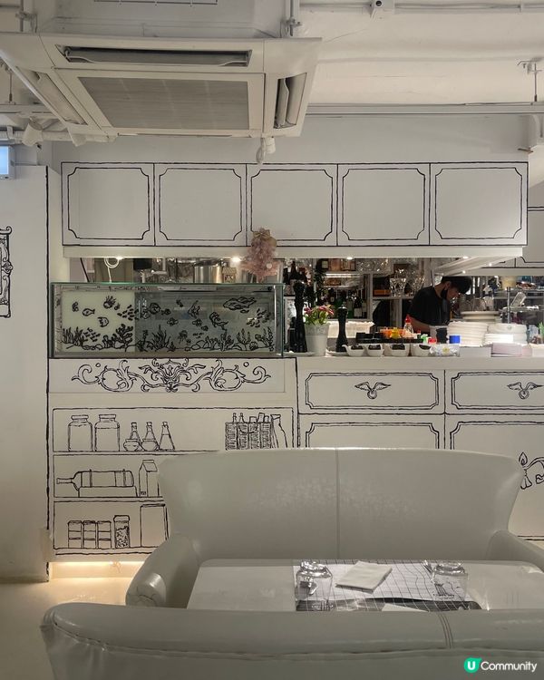 韓國很紅二次元漫畫咖啡店香港都有喇！