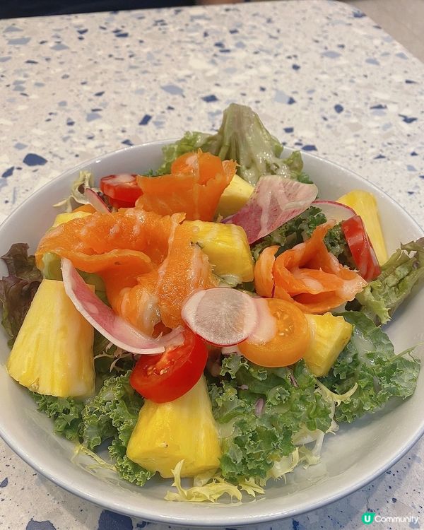 半價食到士多啤梨西瓜蛋糕😍