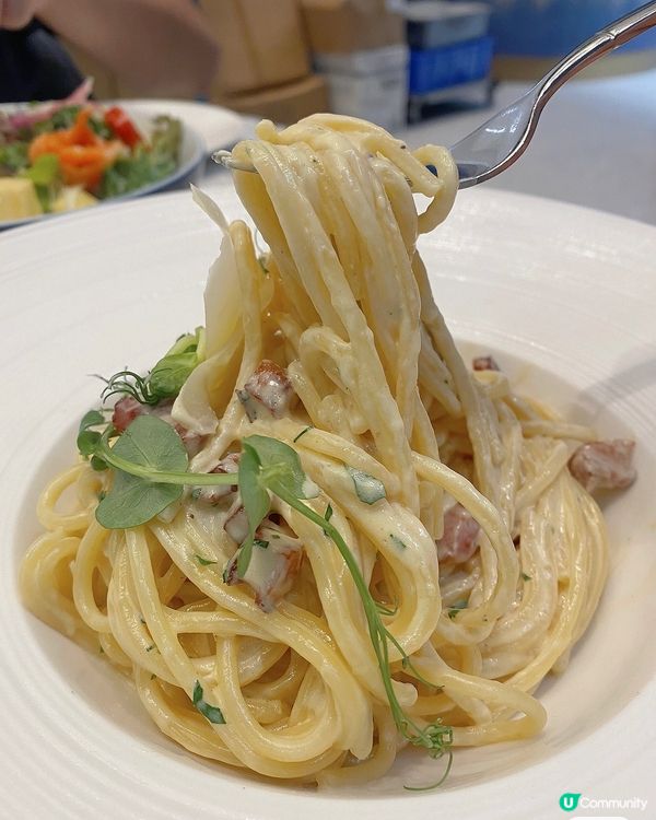 半價食到士多啤梨西瓜蛋糕😍