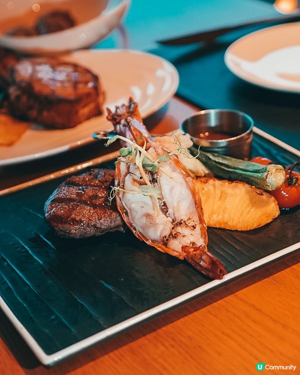 最美香港夜景餐廳-山頂精緻扒房