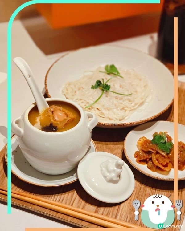 去了中環IFC吃新派福建菜，這裏裝潢高雅舒適🥳提供的中式料理...