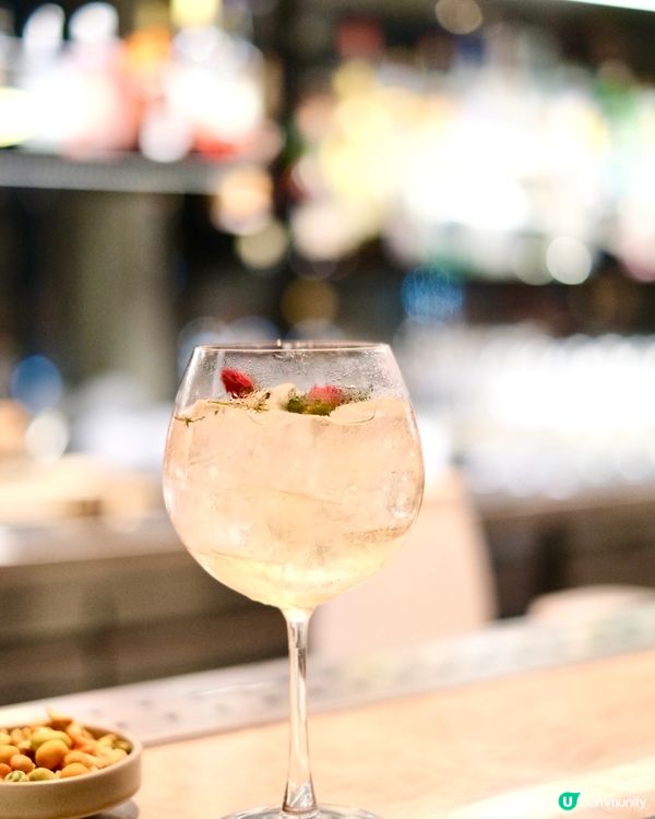 東區飲嘢好地方，酒店靚景餐廳酒吧