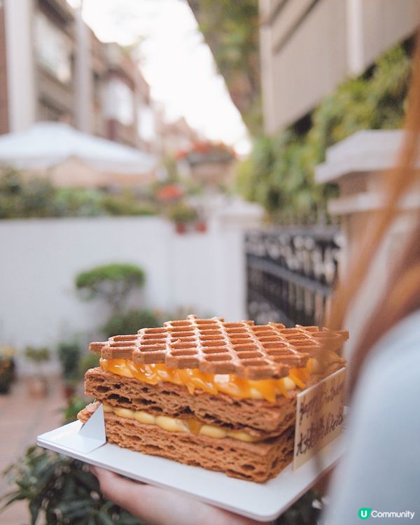 爆紅網格拿破崙の2304層酥皮！