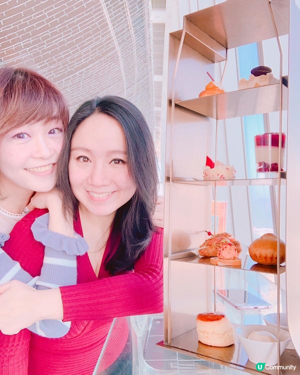 呢個女人陪我去咗好多地方打卡😚