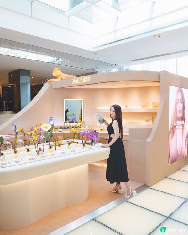 BURBERRY Goddess Pop-up store