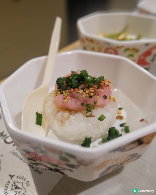 和牛、鮑魚、青口海鮮任食火鍋！