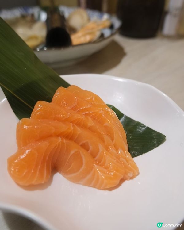 和牛、鮑魚、青口海鮮任食火鍋！