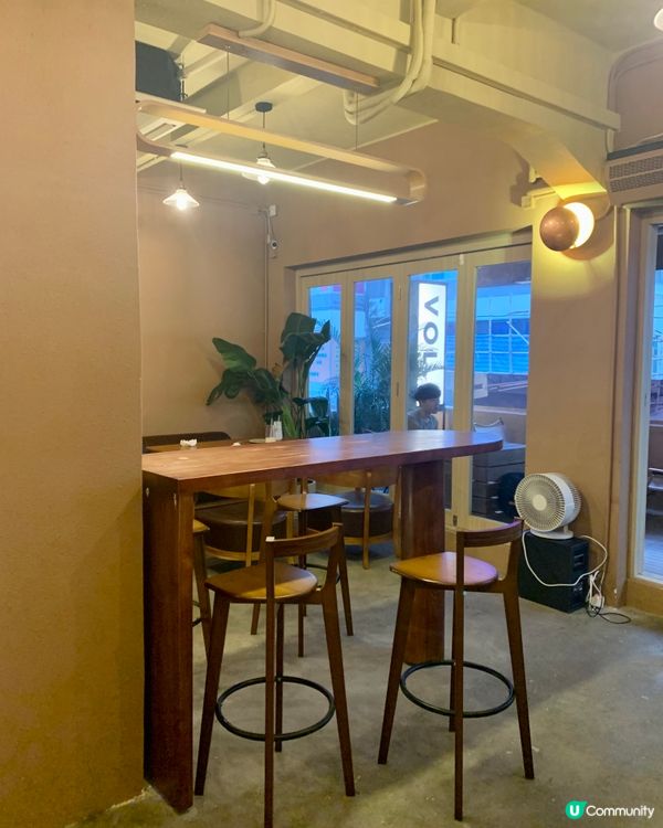 銅鑼灣人氣手工意粉樓上cafe