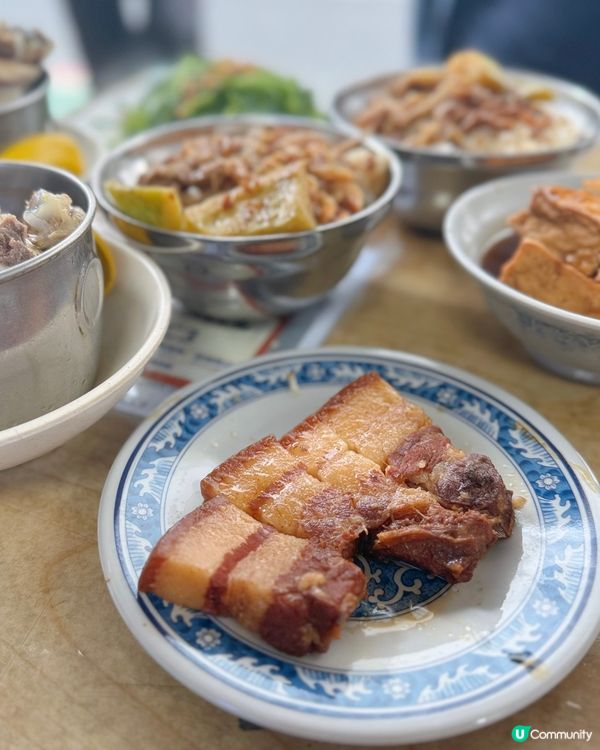 📍台北美食｜遊客朝聖小店🥢人氣魯肉飯