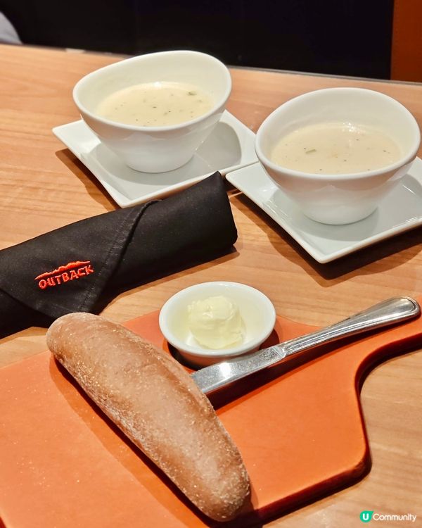 去澳洲牛扒餐廳Outback Steakhouse吃大餐😋見...