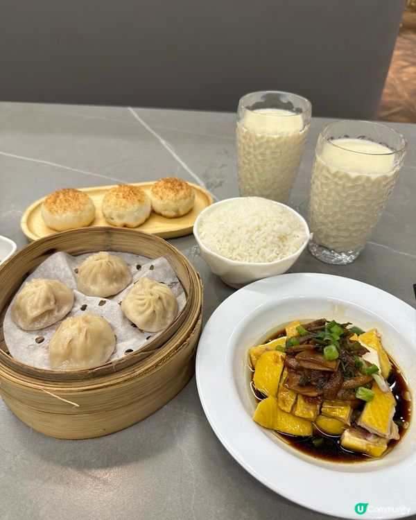 沙田禾輋商場新開上海菜餐廳，餐牌上的選擇都幾多，價錢唔算好貴...