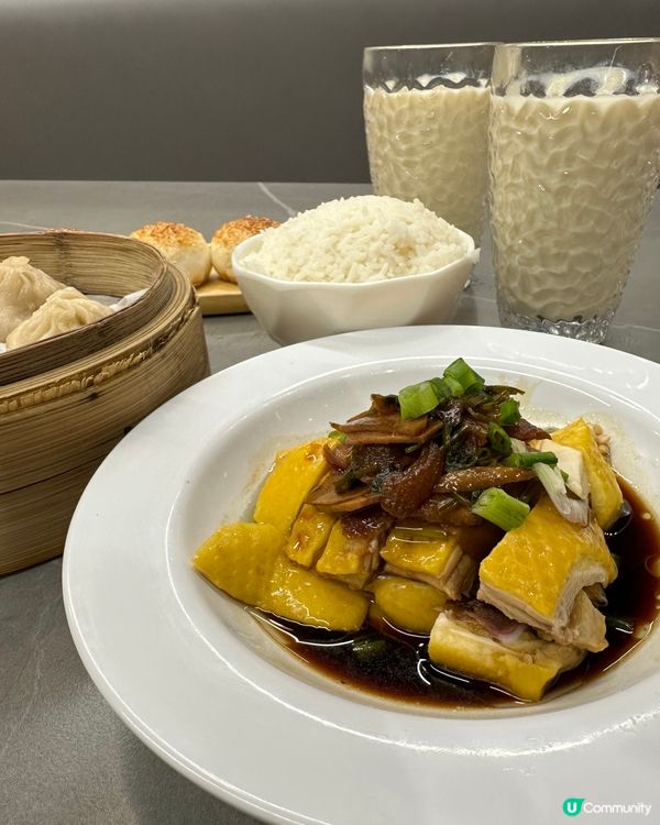 沙田禾輋商場新開上海菜餐廳，餐牌上的選擇都幾多，價錢唔算好貴...