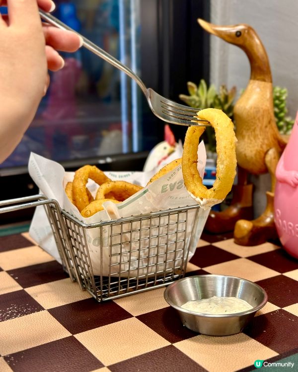 新奇趣怪fusion Cafe