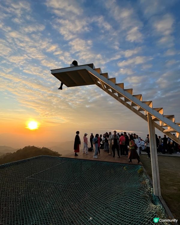 天梯😍天空之鏡