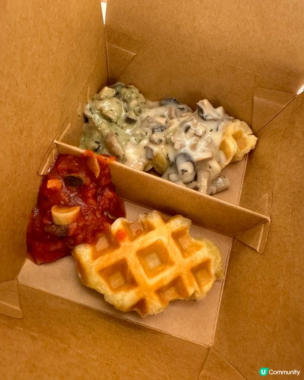 親子合力製作牛角包窩夫