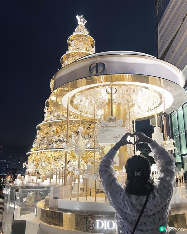 又到聖誕…梗係要同聖誕樹🎄影多啲靚相!今年各大品牌xMall