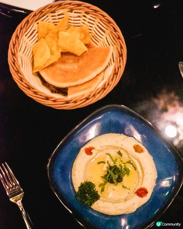 初嘗黎巴嫩慢煮羊肉和松露鷹嘴豆蓉