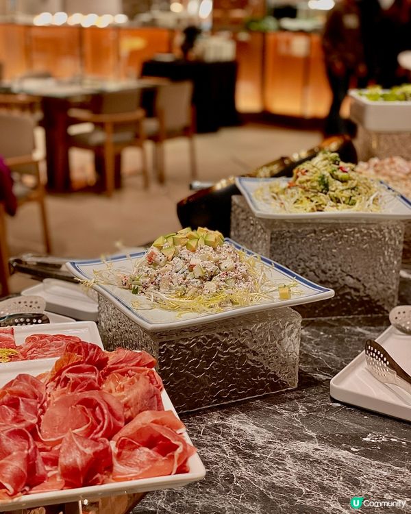 【聖誕限定】在M+吃自助餐，坐享180度海景