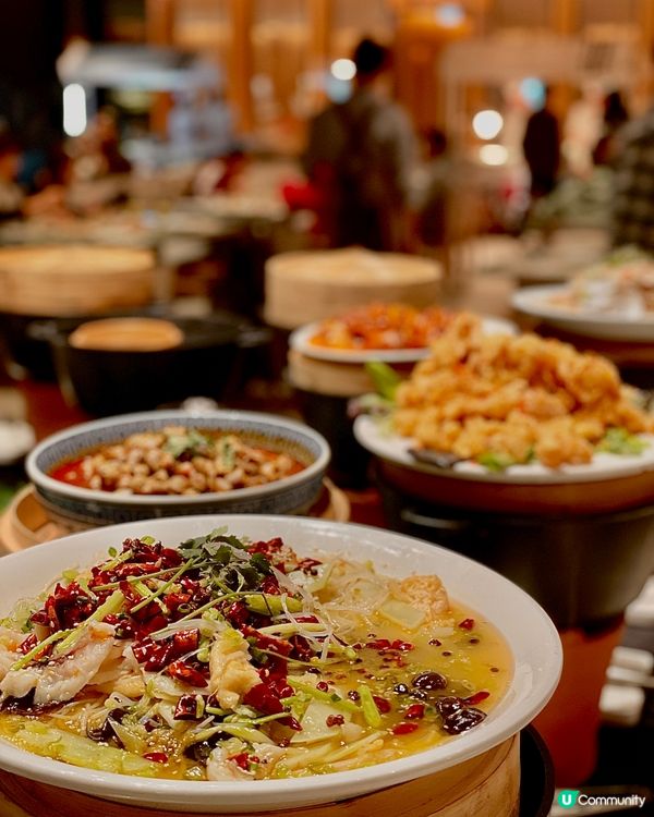 【聖誕限定】在M+吃自助餐，坐享180度海景