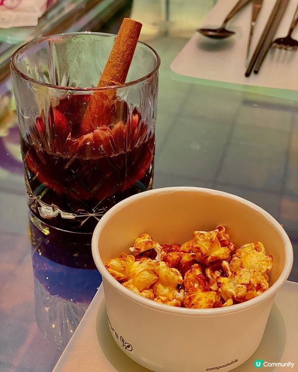 【聖誕限定】在M+吃自助餐，坐享180度海景