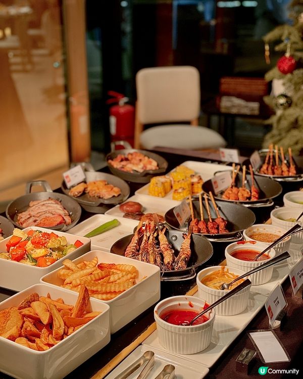 【聖誕限定】在M+吃自助餐，坐享180度海景