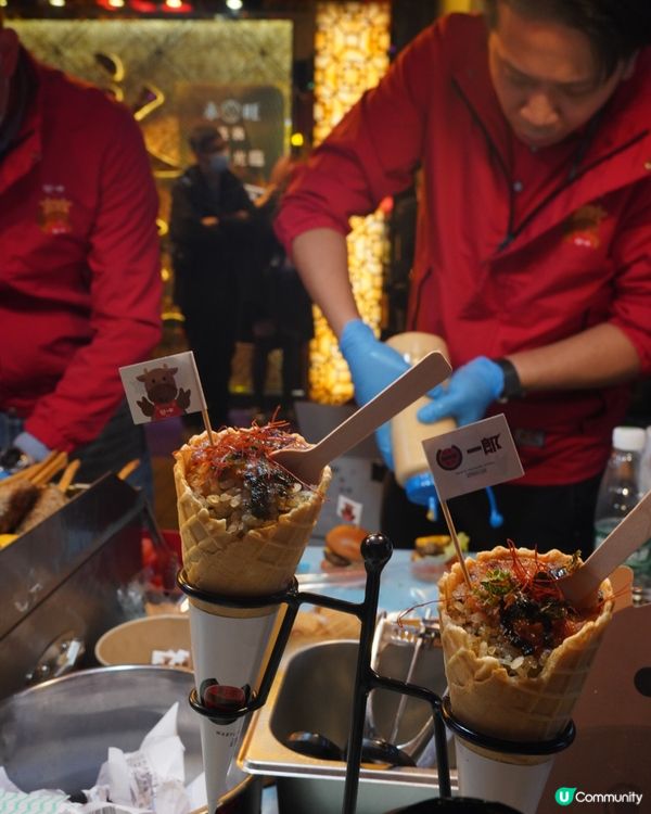 【廟街夜市】
廟街篤下波搵下老友🕺
有乜睇化唔化玩個夠