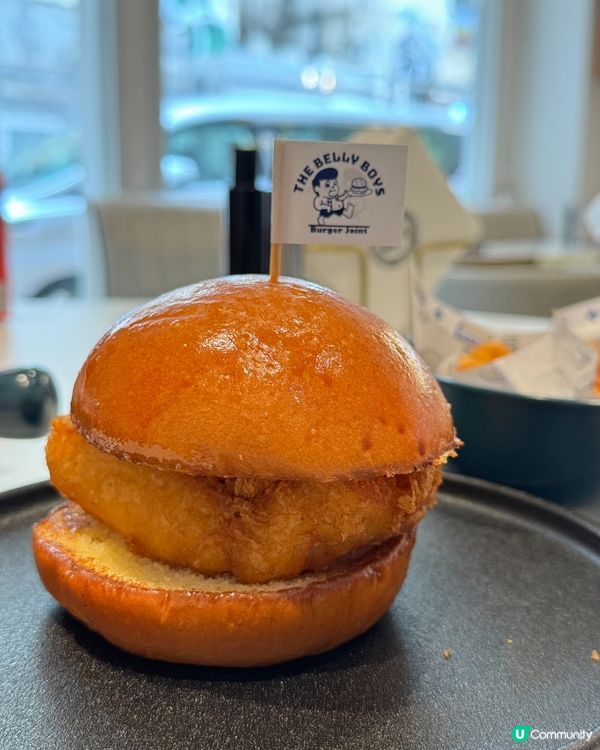 假日美式 鱈魚柳漢堡配薯堡