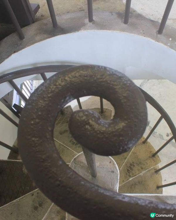 「寧靜與歷史的寶藏：探索尖沙咀訊號山公園」