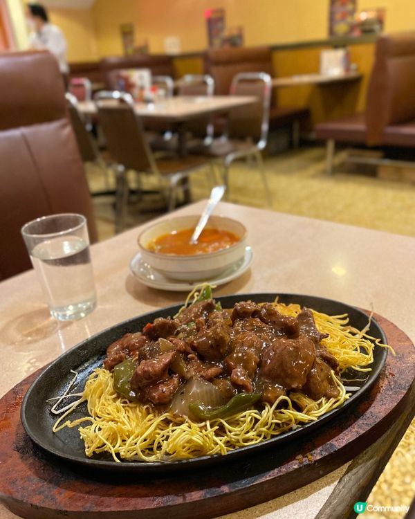 🥘 鐵板牛柳絲炒麵