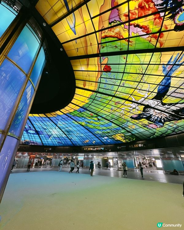 最美的高雄捷運站🚉