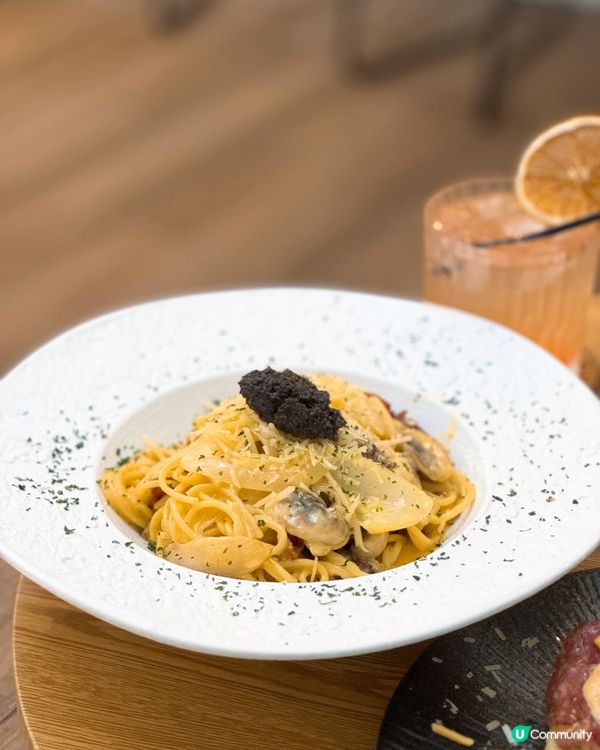 【旺角 ✦ ✨舒適咖啡小店☕️必食千層蛋糕🍰‼】