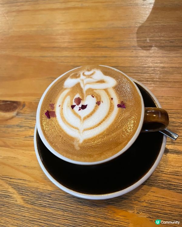 不過不失玫瑰latte