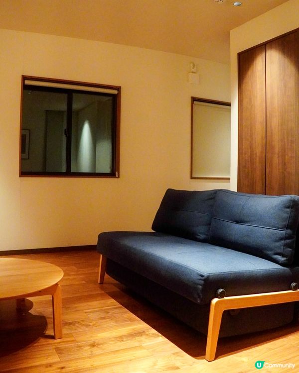 【被一片綠意包圍著的兩層獨棟小屋】