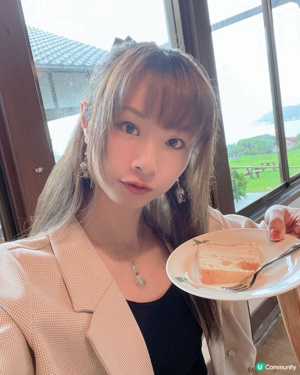 【被一片綠意包圍著的兩層獨棟小屋】