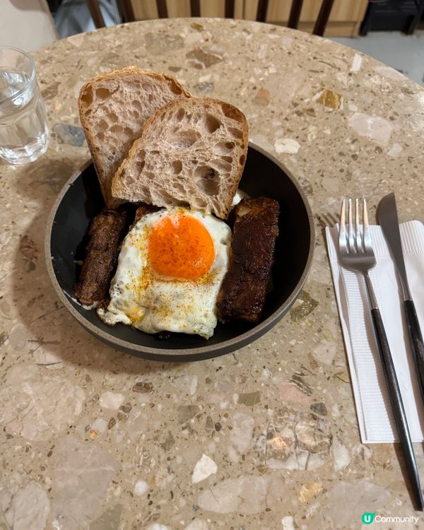 上環高質cafe 推介! 悠閒工業風咖啡店-Brewed