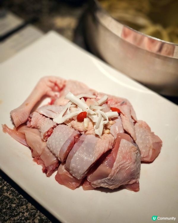 清甜足料椰子雞🥥