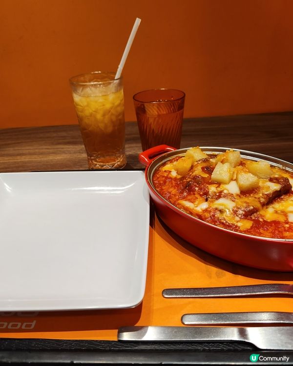 將軍澳坑口連理街商場