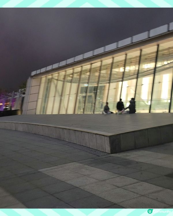 飽覽維景嘅商場平台花園