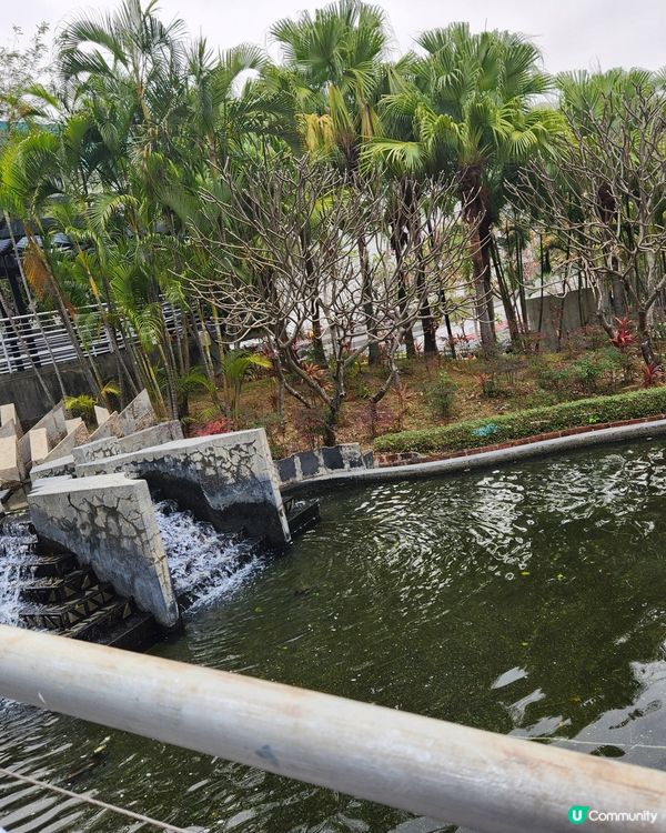 樂富遊樂場(樂富港鐵站A出口)