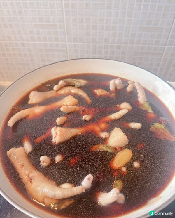 鹵水雞肶同雞腳