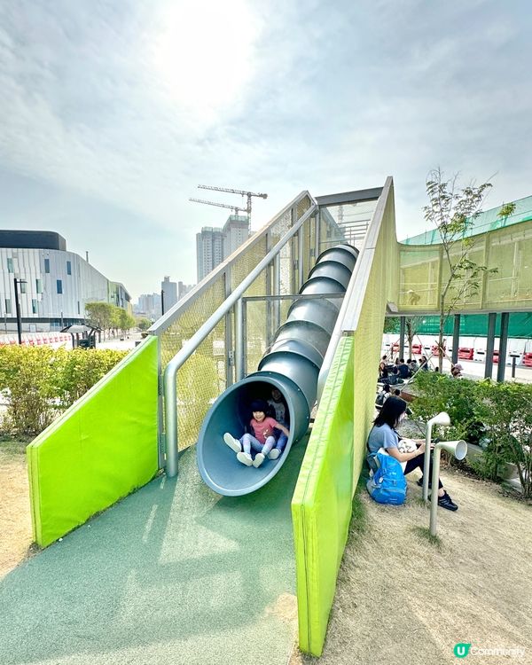 【#香港免費公園｜盡玩滾筒滑梯、繩網兼玩沙】