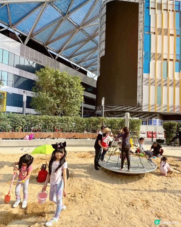 【#香港免費公園｜盡玩滾筒滑梯、繩網兼玩沙】