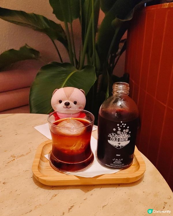 在將軍澳！夯土淡粉紅風咖啡店